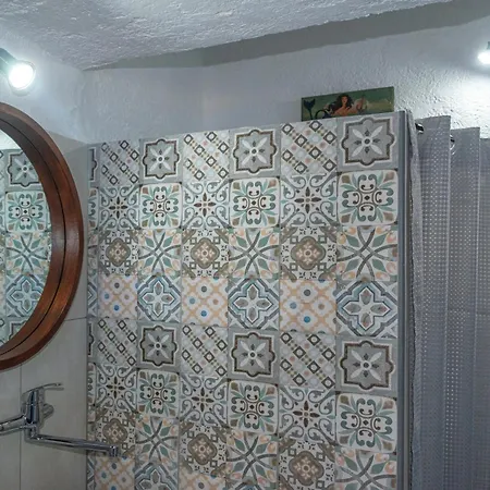 Leros Windmills Pandéli